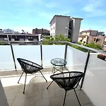 Bonito Apartamento Cerca De La Playa Av-75